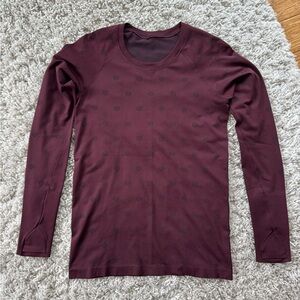 Lululemon LOGO Swiftly Burgundy Sz 8